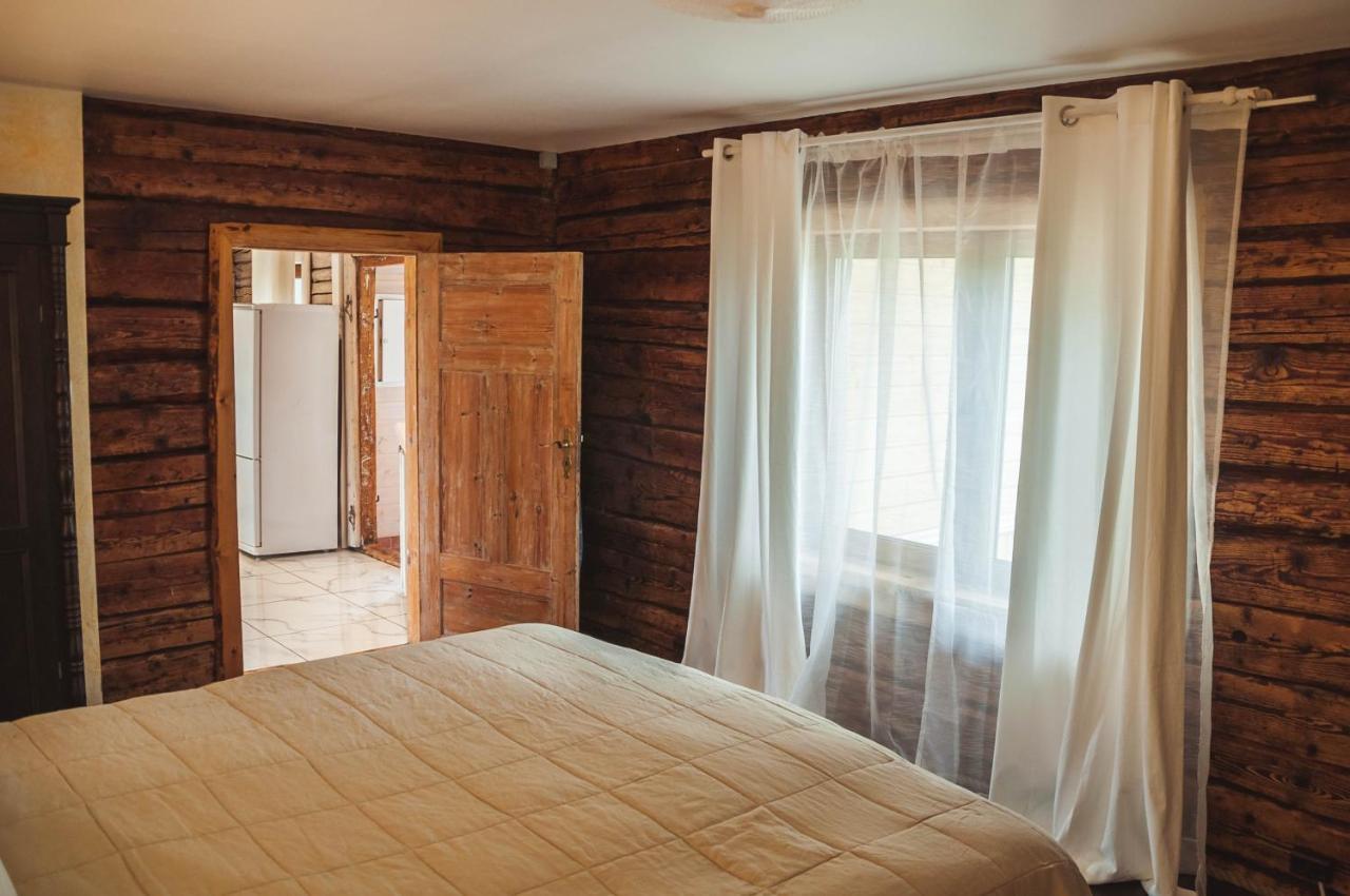 Hotel Klaukse à Aabla Extérieur photo